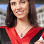 Personligt Zircon Grad Cap Initialhalsband med graverat namn År Dainty Smycken Födelsedag Klass 2025 Graduation Present för kvinnor Graduates
