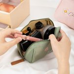 Borsa trucco personalizzata con nome Accessori da viaggio portatili Compleanno Regalo di addio al nubilato per le donne