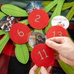 Calendario de Navidad personalizado con diseño de muérdago y música Tarjetas de películas y tarjetas de felicitación Decoración navideña de pared Regalo para parejas