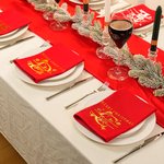 Henkilökohtainen Gold Silver Lumihiutale Santa Hat Initial Reusable lautasliina nimellä Merry Christmas Table Decor Housewarming lahja perheelle ystävä