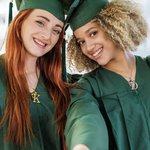 Personligt Dainty Graduation Cap Zircon Initial Necklace Graduation Keepsake Födelsedagspresent för akademiker