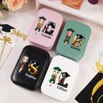 Personalisierte Cartoon Graduate Charakter Name Schmuckkasten mit einstellbaren LED Make-up Spiegel Reise Essentials Graduierung Geburtstag Geschenk für Frauen