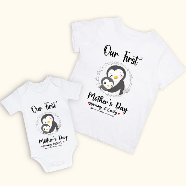 Gepersonaliseerd Schattig Pinguïn Onze Eerste Moederdag Mama en Baby Overhemd met Namen Moederdagcadeau voor Nieuwe Moeder Baby
