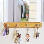 Personalisierte American Football Cartoon Charakter Gesicht Foto Acryl Schlüsselanhänger mit Namen Geburtstag Kindertag Geschenk für Kinder