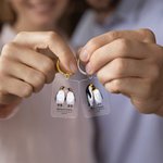 Personalisierte Pinguin Mate Acryl Schlüsselanhänger mit Namen Geburtstag Jahrestag Geschenk für Ehepaar