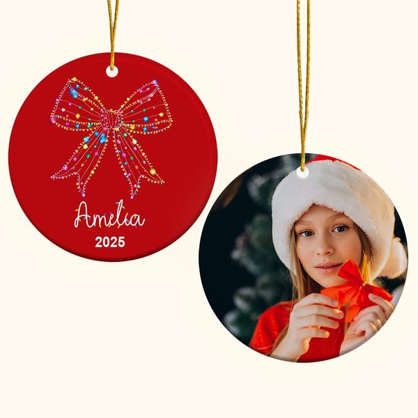 Personalisierte bunte Lichter Coquette Bogen Keramik Ornament mit Namen und Foto 2025 Weihnachtsbaum Dekor Urlaub Geschenk für Familie Freund