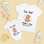 Personalisierte Our First Mother's Day Bear Baby Onesie und Mommy Matching T-Shirt mit Namen und Jahr Geschenk für Baby neue Mutter
