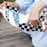 Toalla de playa de microfibra de secado rápido personalizada con nombre de margaritas en damero Regalo esencial de verano para niños