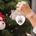 Couronne de houx personnalisée Cheminée Premier Noël Ornement en céramique avec nom, année et adresse Décoration de l'arbre de Noël Cadeau pour la famille et les enfants