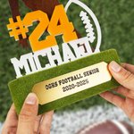 Personalized Football Player Silhouette Commemorative Plaque with Name and Number Home Decoration Graduation Gift for Football Player Lover