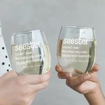 Personligt Seester Definition 12oz stamlöst vinglas med namn Födelsedagsfest Hem Bar Housewarming Present till systrar Vänner