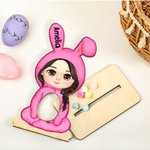 Personalisierter Hölzerner Ostereierhalter mit Cartoon-Charakter im Hasenkostüm Namen Tischdeko Ostern Geburtstag Party Geschenk für Kinder