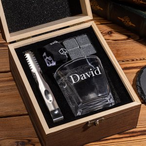 Personalisiertes Retro Whiskeyglas und -steine Holzkiste Set mit Golf Initiale Namen Auswählbarer Schiefer Untersetzer Geburtstag Geschenk für Herren