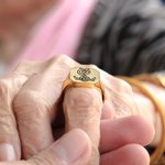 Personalisierte eingraviert Monogramm Initialen Siegelring Jahrestag Geburtstag Geschenk für Männer Frauen