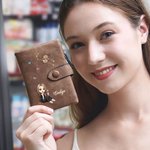 Personalizada de dibujos animados de Graduados Zodiaco Nacimiento Flor de cuero plegado billetera con nombre de viaje Accesorios de Regalo de Graduación para las mujeres