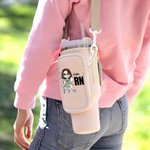 Personalisierte Cartoon medizinischen Charakter Name Wasserflasche Tragetasche mit abnehmbaren Beutel und verstellbaren Riemen Anerkennung Geschenk für Krankenschwester Arzt