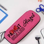 Personalisierte Coquette Bogen Name Zippered Stethoskop Tragetasche mit Mesh-Tasche Anerkennung Geburtstagsgeschenk für Krankenschwester Arzt medizinisches Personal