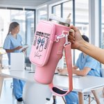 Personalisierte Bogen Stethoskop Name Wasserflasche Carrier Tasche Zubehör für 40 oz Stanley Anerkennung Graduierung Geschenk für medizinische Studenten Personal