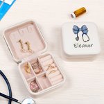 Personalizado arco estetoscopio portátil de cuero caja de joyería con el nombre de viaje esencial Apreciación regalo de graduación para el personal médico estudiante