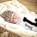 Leopardo Personalizado Nombre Inicial 100% Algodón Swaddle y Nudo Sombrero Set Baby Shower Cumpleaños Regalo para Recién Nacidos