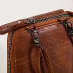 Personalisierte Bogen Stethoskop Leder Crossbody Bag Brieftasche mit Namen und Kartenschlitze Geburtstag Anerkennung Geschenk für Ärzte Krankenschwestern medizinisches Personal