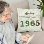 Personalizado 3D Rosas Plumas Suculentas Año de Nacimiento Diseño Suave Funda de Almohada con Nombre y Texto Decoración del Hogar Regalo de Cumpleaños para Amigos Familia