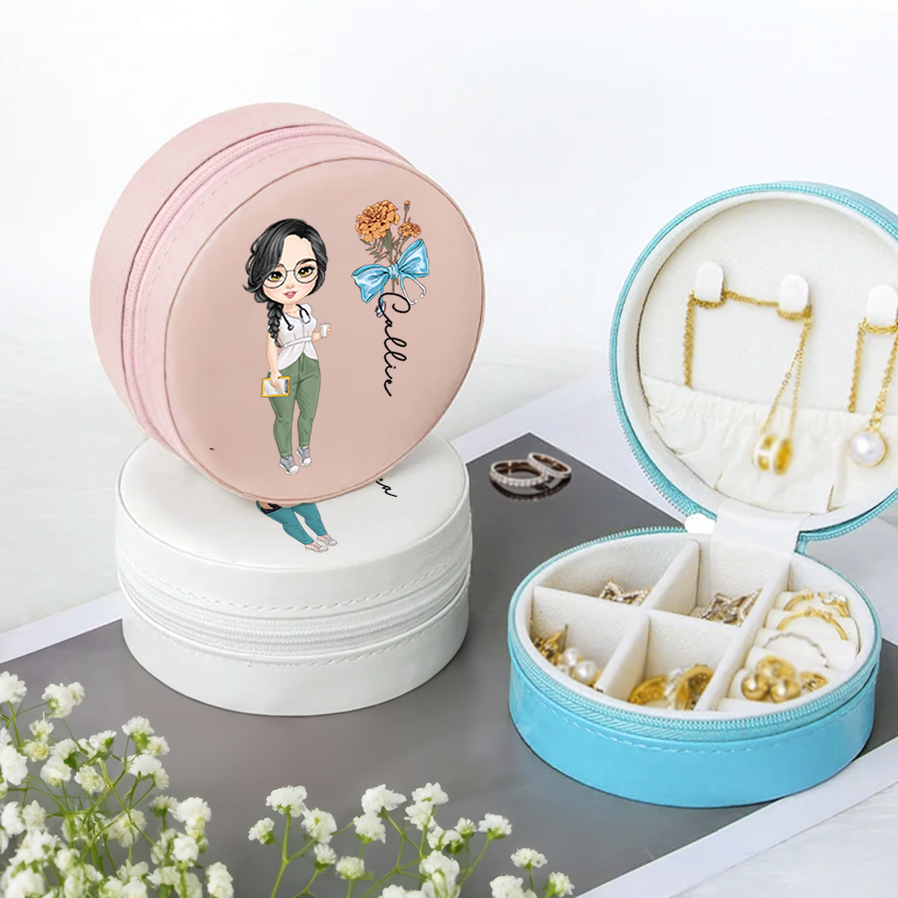 Boîte à bijoux en cuir personnalisée avec nom pour stéthoscope, fleur de naissance et personnage de dessin animé Cadeau d'anniversaire pour infirmière, médecin et personnel médical