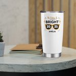 Bicchiere da 20 oz con nome e anno di laurea personalizzato The Future Is Bright, regalo di laurea per i laureati della classe 2025