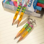 Personliga pennörhängen med namn och suddgummi Konstsmycken Födelsedagspresent till lärare Konstnär