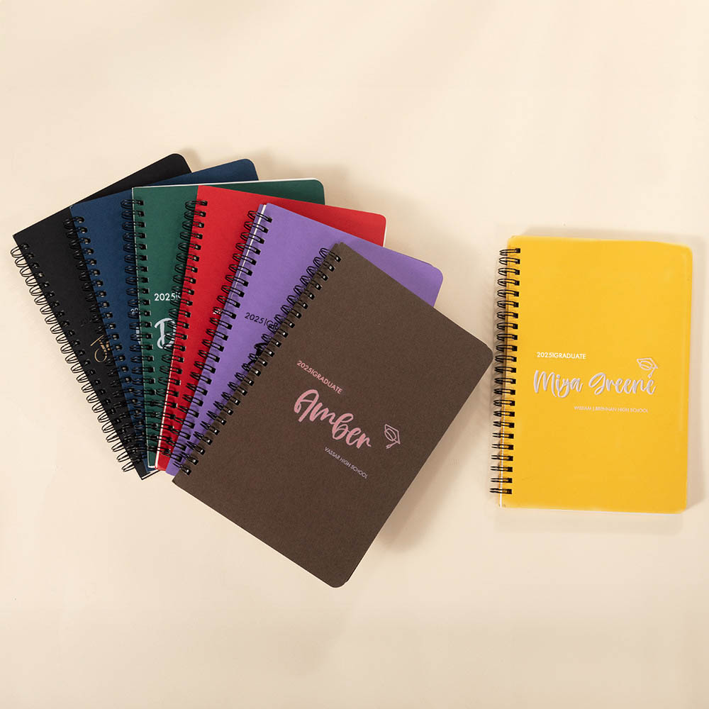 Livre d'Or Multicolore pour Promotion 2024 Personnalisé avec Nom et Année Cadeau Fin d'Études pour Diplômé