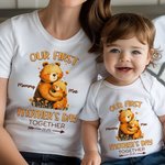 Personalisierte Hugging Bears Our First Mother's Day 100% Baumwolle Baby Onesie mit Namen erste Muttertag Geschenk für Mama Baby