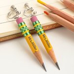 Personliga pennörhängen med namn och suddgummi Konstsmycken Födelsedagspresent till lärare Konstnär