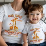 Personifierad 2025 Vår första Mors dag Tillsammans Giraff T-shirt med namn Mors dag present till henne