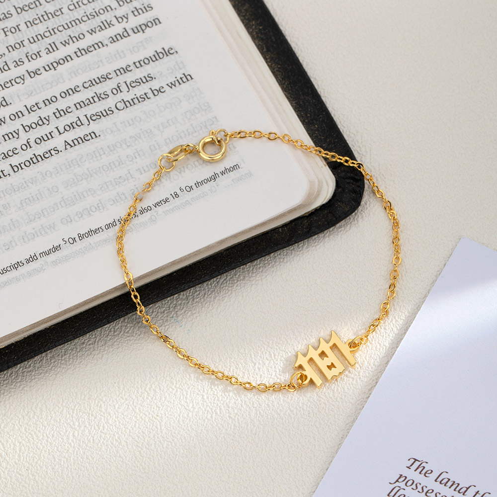Bracelet de verset biblique personnalisé avec carte des Ecritures Bijoux Minimalistes Prière d'Eglise Baptême Anniversaire Cadeau pour Femme Chrétienne
