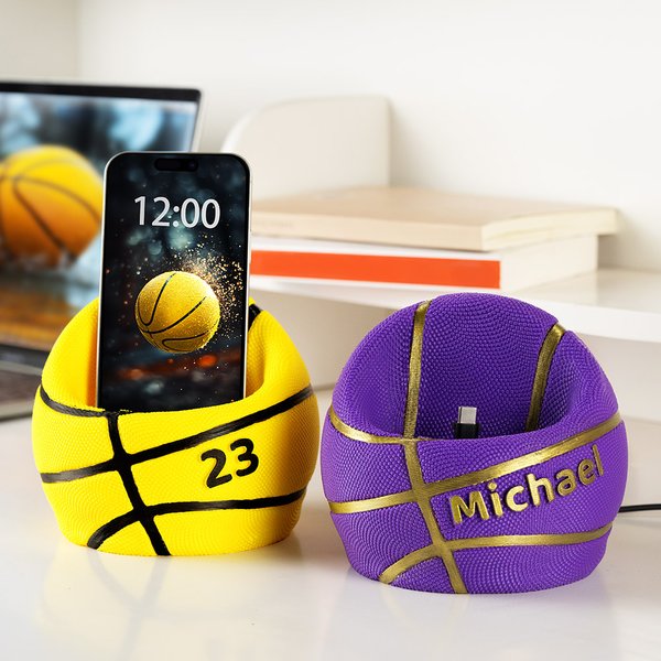 Personalisierter 3D Basketballform Handyhalter Tischtelefonständer mit Text Ladebuchse Schreibtisch Deko Geburtstag Urlaub Geschenk für Sportliebhaber