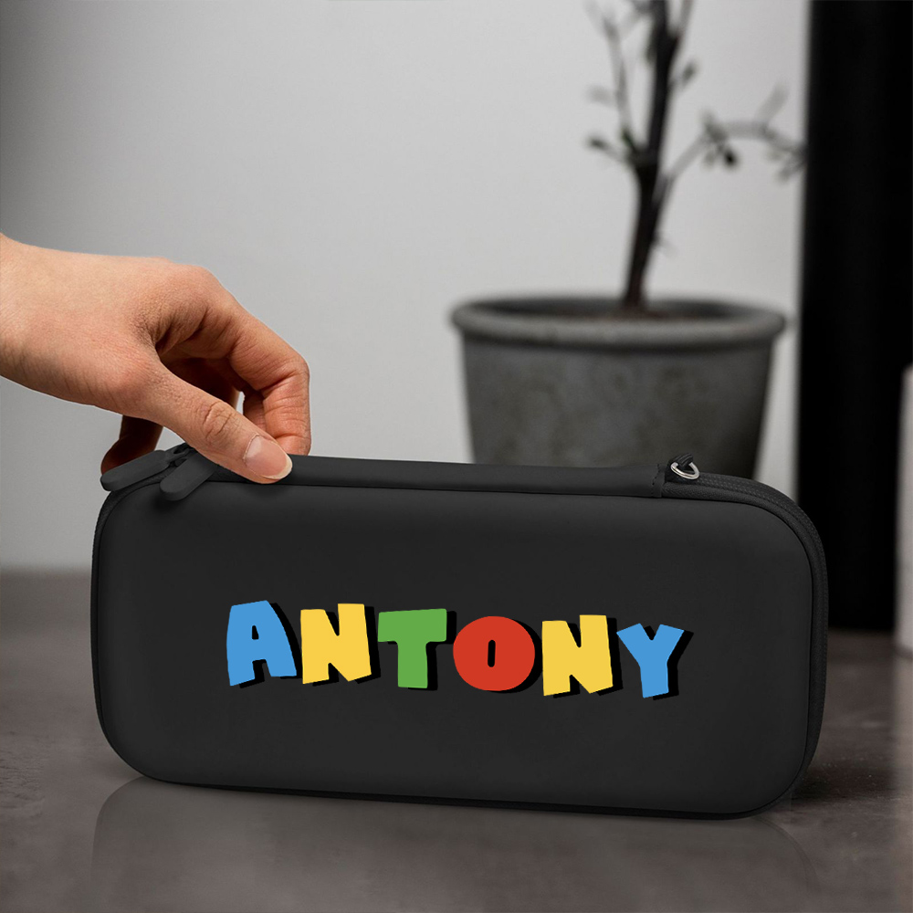 Étui protecteur de console de jeu rétro personnalisé au nom d'arc-en-ciel compatible avec les accessoires de jeu Switch Cadeau d'anniversaire pour les amateurs de jeux.