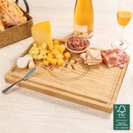 Personalized Wreath Initial Engraved Name Year FSC Bamboo Cutting Board with Juice Groove Housewarming Wedding Gift for Family