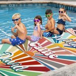 Toalla de playa personalizada, multicolor, extragrande, de secado rápido, con el nombre reflejado en el sol, esencial para viajes Regalo de cumpleaños para un amigo de la familia