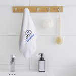 Gepersonaliseerde geborduurde voetbalhelm super absorberende 100% katoenen handdoek met naam en nummer verjaardag team cadeau voor voetballers liefhebbers