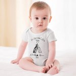 T-shirt Onesie Bébé 100% Coton Minimaliste Personnalisé avec Nom Motif Bière et Bouteille de Lait Cadeau Anniversaire Fête des Pères pour Nouveau Papa