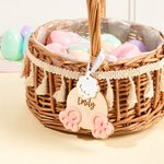 Etiquette en bois personnalisée avec nom gravé et ruban blanc pour panier de Pâques Cadeau de fête pour enfants