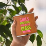 Henkilökohtainen hauska Girls Night Out 6 oz Hip Flask nimi ja lause Bachelorette Party syntymäpäivälahja naisille