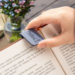 Henkilökohtainen Line DNA Birth Flower Magneettinen nahkainen kirjanmerkki Clip nimi lukeminen paperitarvikkeet tarvikkeet syntymäpäivälahja kirjanpainajat lukijat