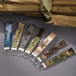 Personalisierter Militärischer Camouflage Schlüsselanhänger mit Gestickten Texten Geburtstag Geschenk für Soldat Liebhaber der Militärgeschichte