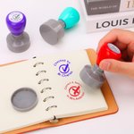 Gepersonaliseerde Draagbare Unieke Ontwerp Kleurrijke Zelf Inktende Leraar Stempel met Tekst Buitenschoolse Activiteiten Award Lerarendag Cadeau voor Leraar