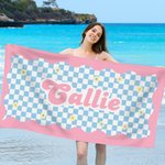 Toalla de playa de microfibra de secado rápido personalizada con nombre de margaritas en damero Regalo esencial de verano para niños