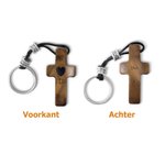 Gepersonaliseerde Houten Kruis Hart Sleutelhanger met Gegraveerde Initiaal en Naam Paasdoop Cadeau voor Christenen