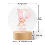 Gepersonaliseerd Schattig Teddybeer Bloem Voorletter Acryl LED Nachtlampje met Naam en Houten Basis Kinderdag Home Decor Verjaardagscadeau voor Jongens Meisjes