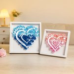 Caja de sombra personalizada con flores de papel en forma de corazón con 1-12 nombres y título Día de la Madre Cumpleaños Regalo para Mamá Abuela