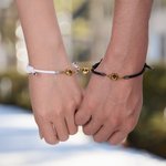 Bracelet Magnétique Tressé Personnalisé avec Initiales Gravées et Projection Photo Set de 2 Bracelet Cadeau Anniversaire pour Couples